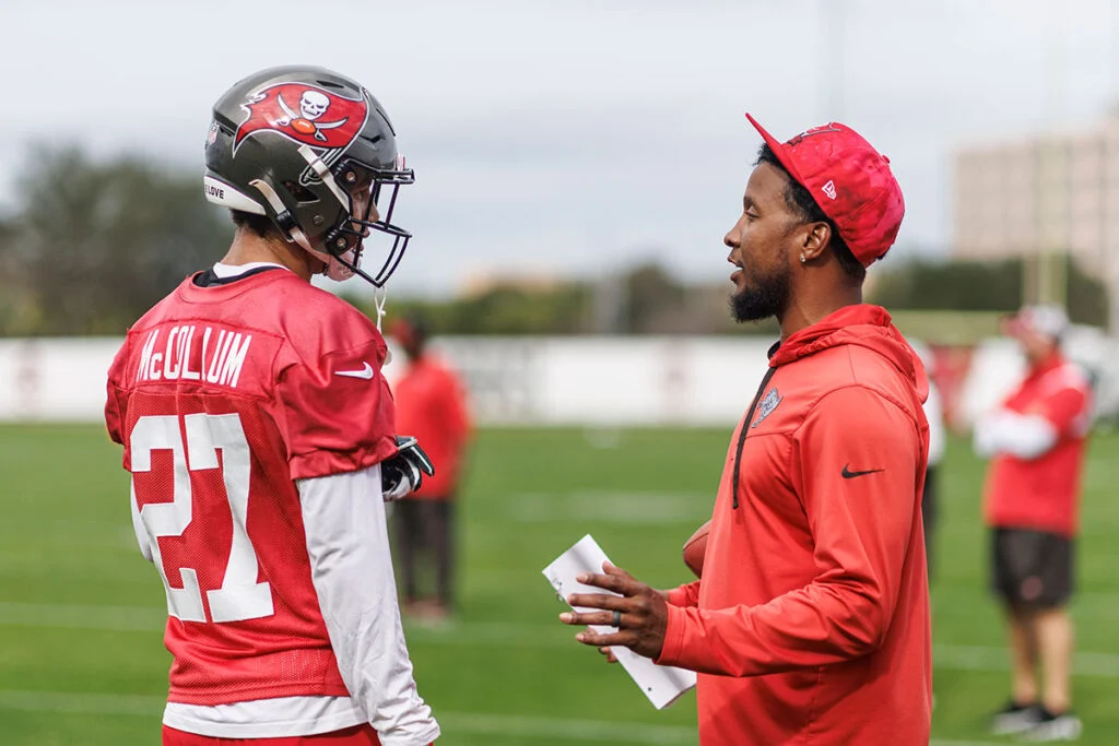 Bucs Assistant Dbs Coach Rashad Johnson