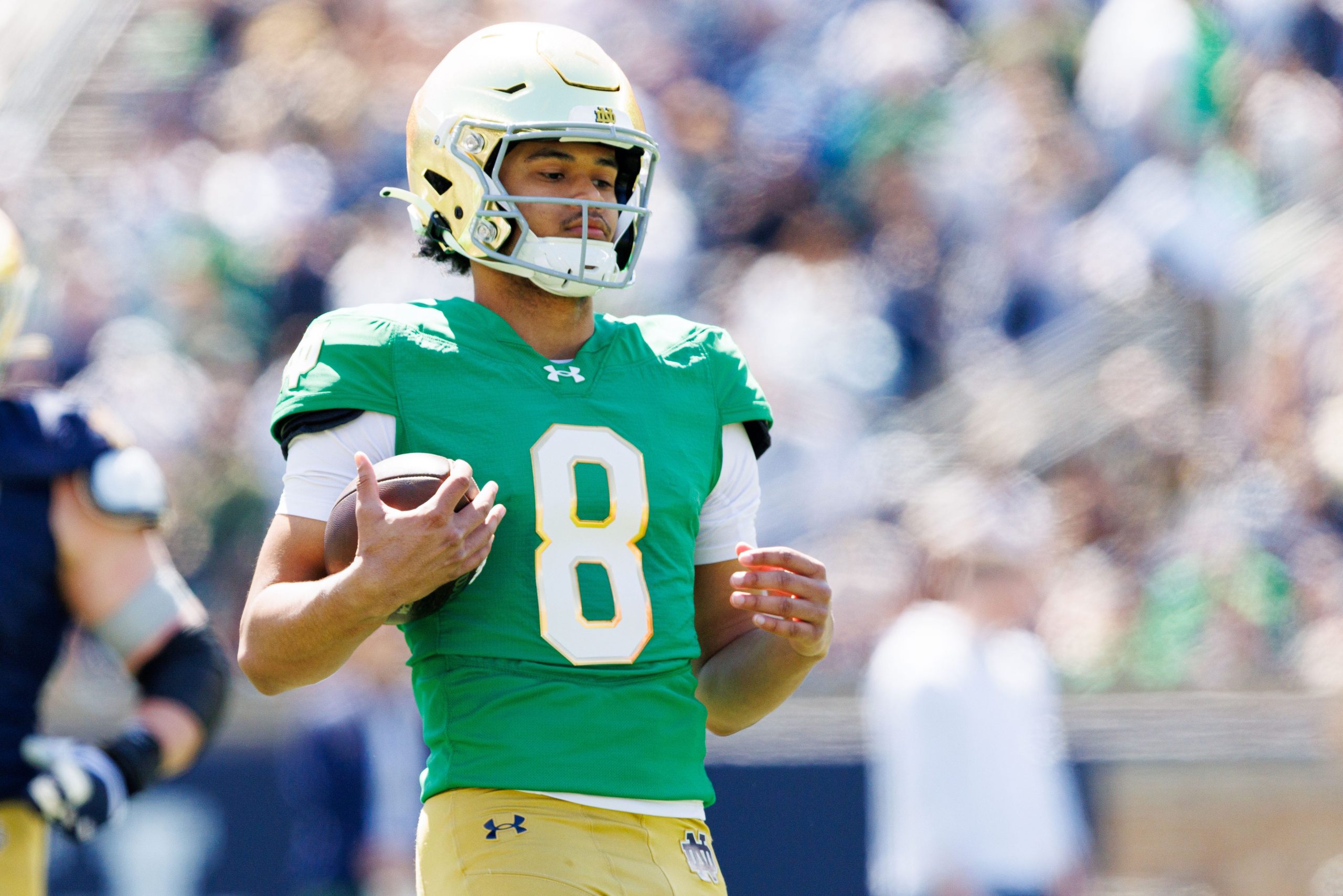 Notre Dame QB shockingly flips commitment in transfer portal