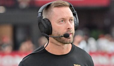 Kliff Kingsbury looks on