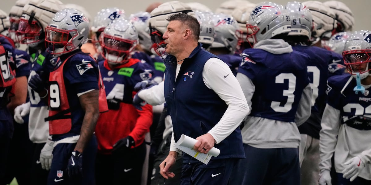 Patriots begin their rehearsals ahead of their trip to Santa Clara