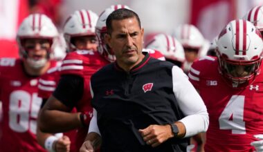 Wisconsin Badgers insider Evan Flood