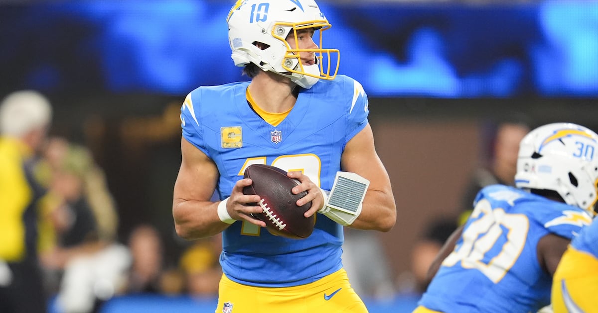 Los Angeles Chargers' Justin Herbert taking snaps, says rest helped hand