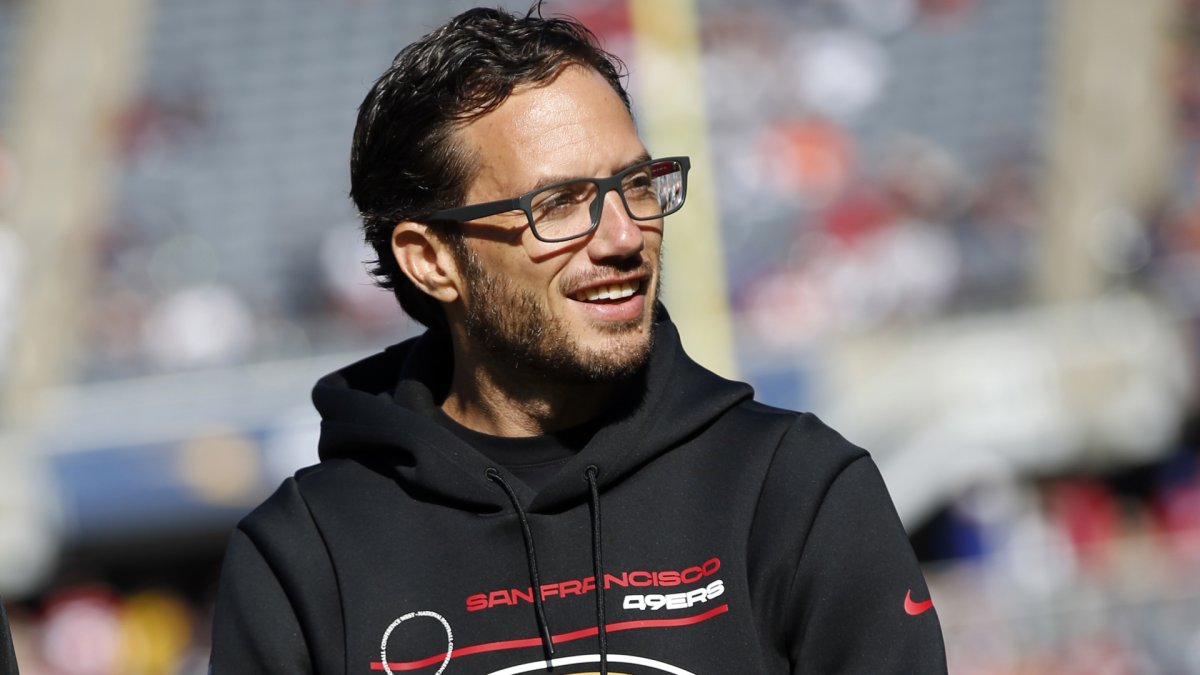 Mike McDaniel joins the Chargers as offensive coordinator – NBC Los Angeles