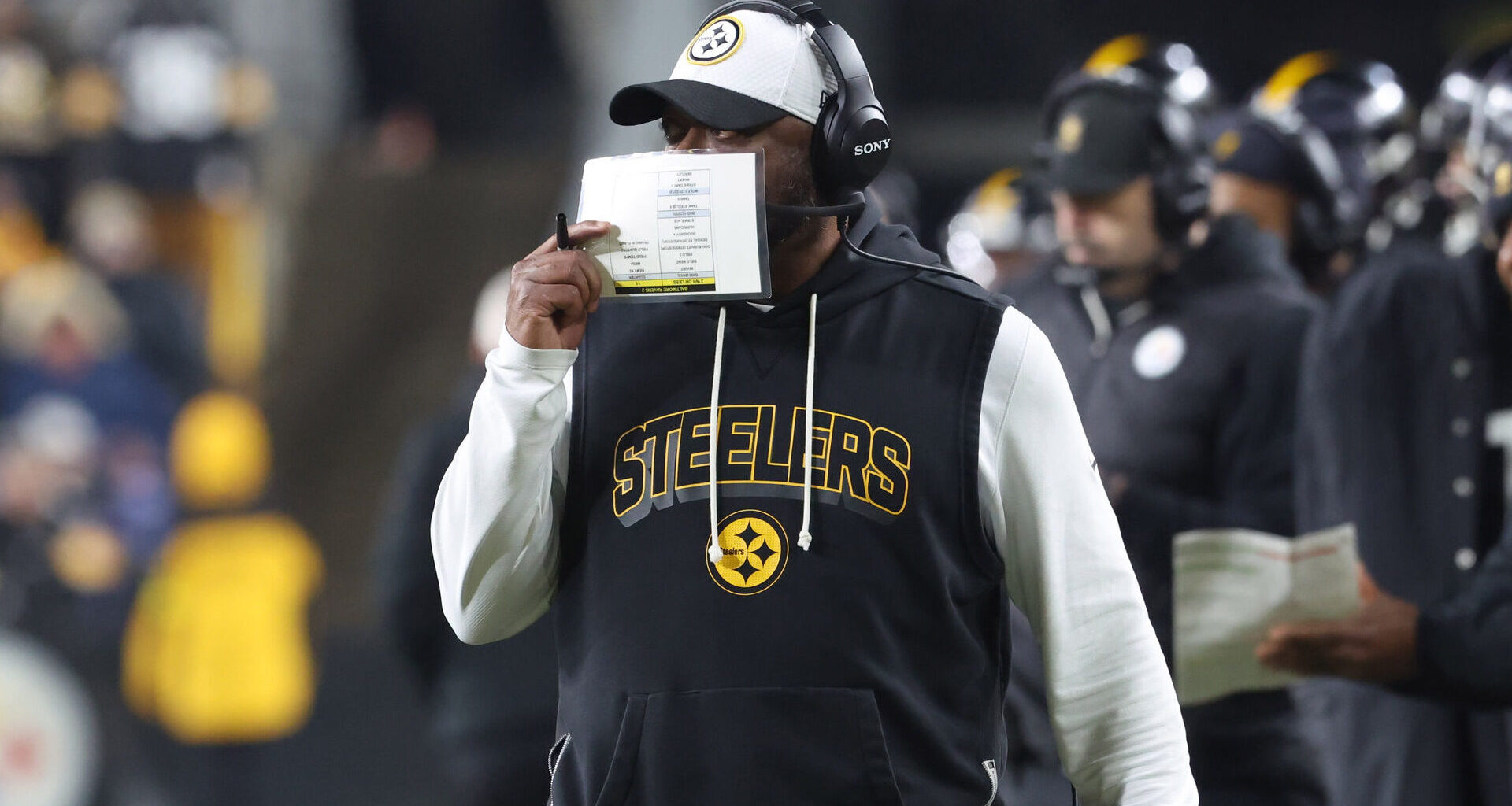 Dolphins Reportedly Show Interest In Mike Tomlin After Steelers Resignation