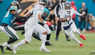 Titans QB Cam Ward leaves season finale at Jaguars with right shoulder injury