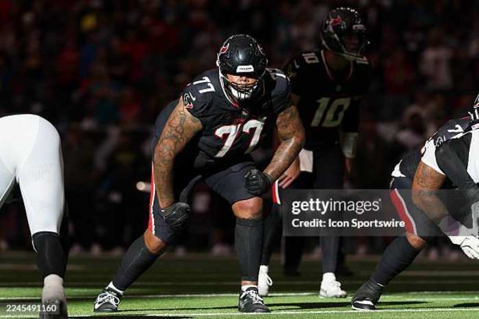 Texans veteran tackle Trent Brown good to go despite ankle injury, Braxton Berrios to be active