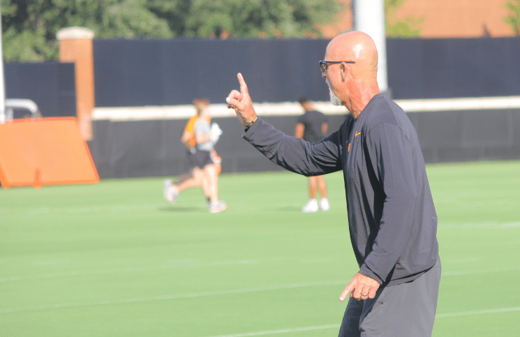 Tennessee Football Reportedly Parting Ways With Veteran Secondary Coach