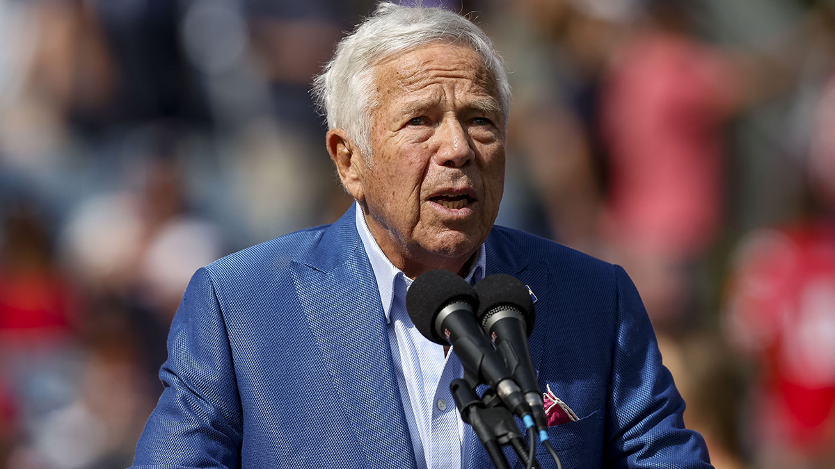 Robert Kraft opens up about firing Jerod Mayo, Patriots’ turnaround and more – NBC Sports Boston