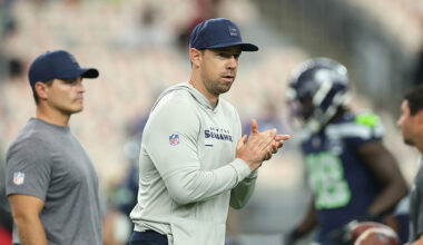 Seattle Seahawks Klint Kubiak...