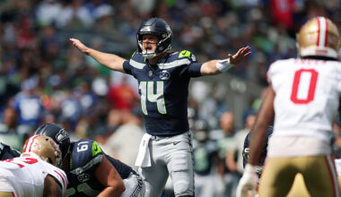 Seattle Seahawks Sam Darnold pre-snap 49ers 2025...