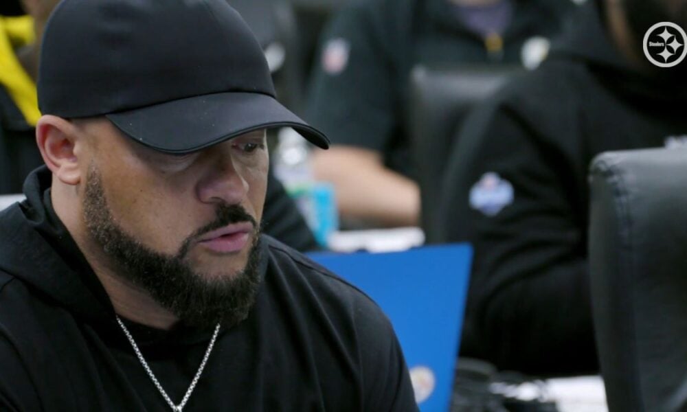 Two Assistants Pittsburgh's Next Head Coach Would Be Smart To Keep