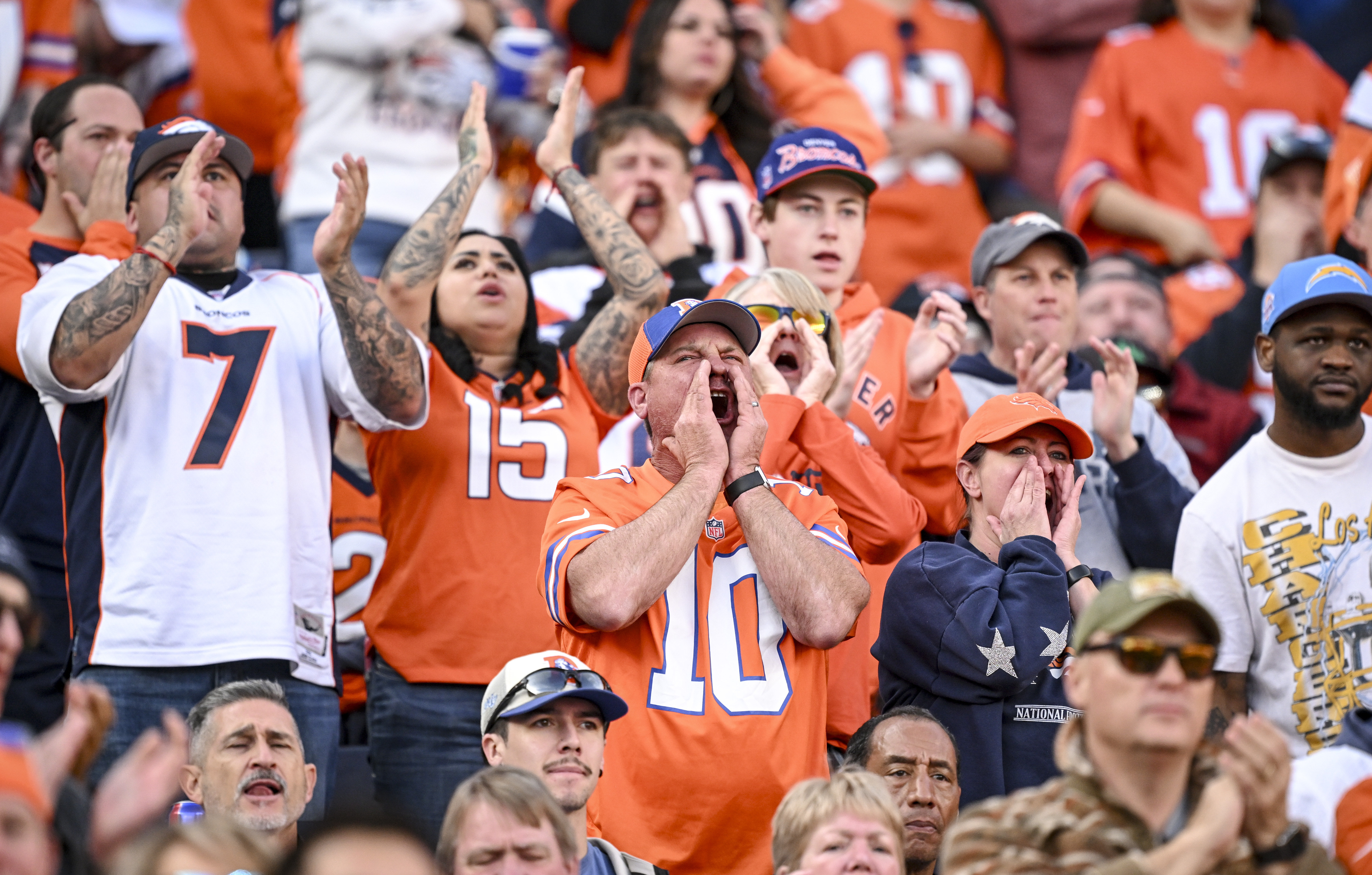 Denver Broncos get loud during the second quarter against the...