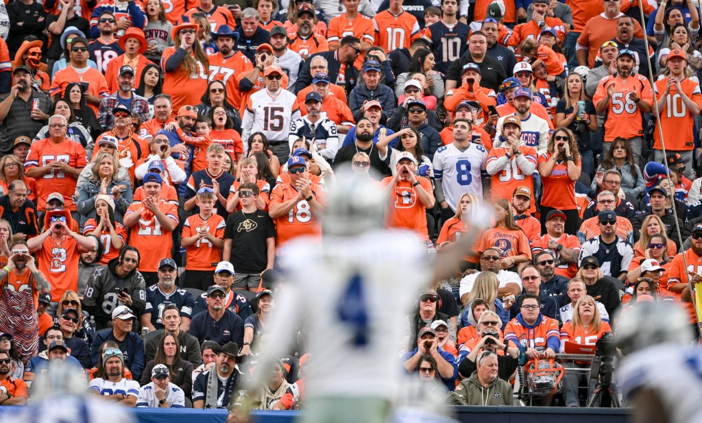 Sean Payton says 'no shell games on the scoreboard' at Empower Field