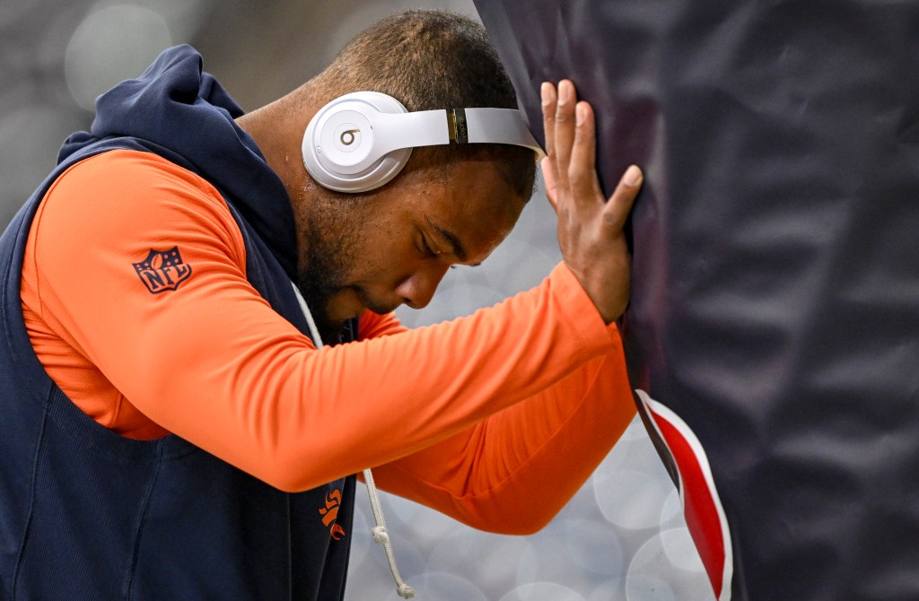 Broncos open RB J.K. Dobbins' window to return off injured reserve