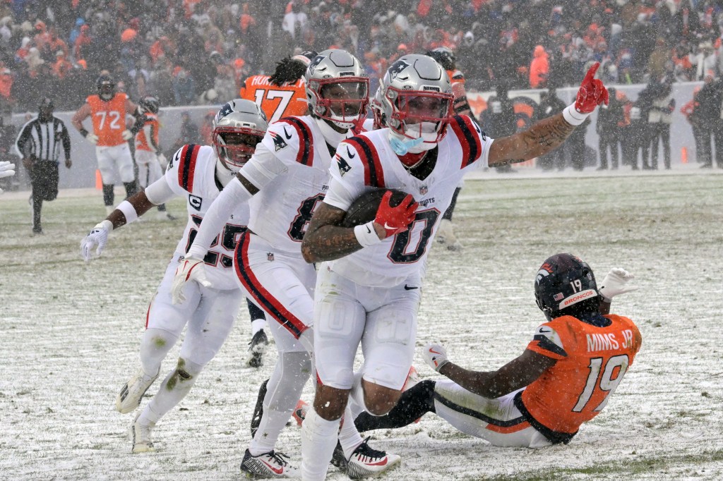 Jarrett Stidham's turnovers doom Broncos in AFC Championship Game loss