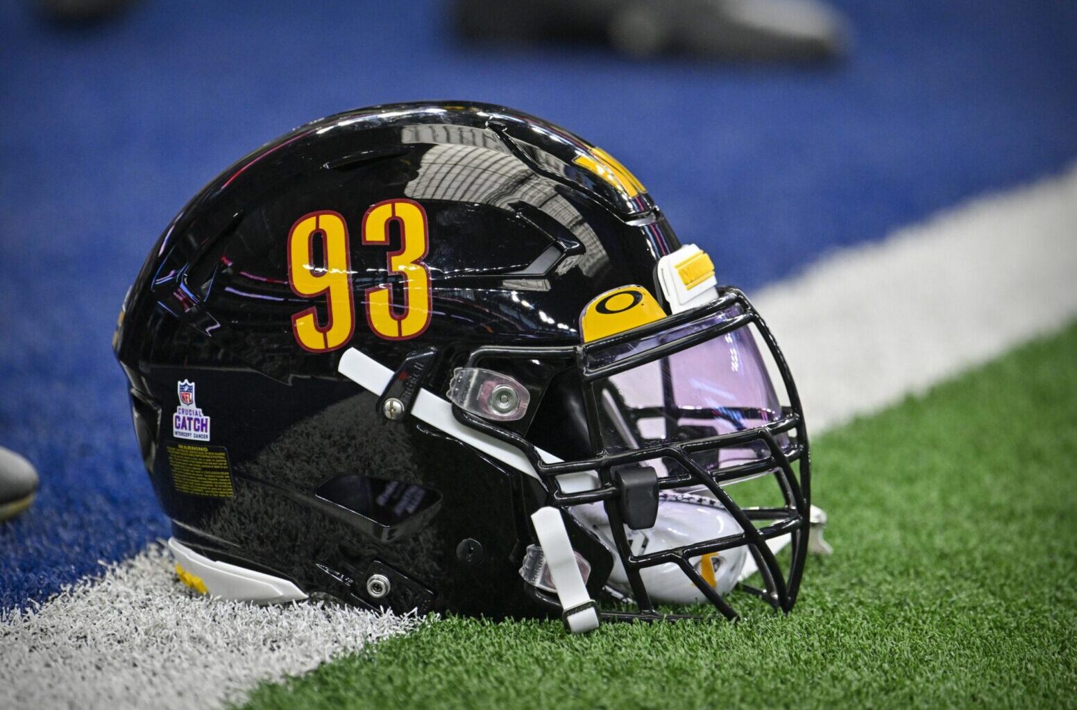 Commanders Sign DE Andre Carter To Futures Contract