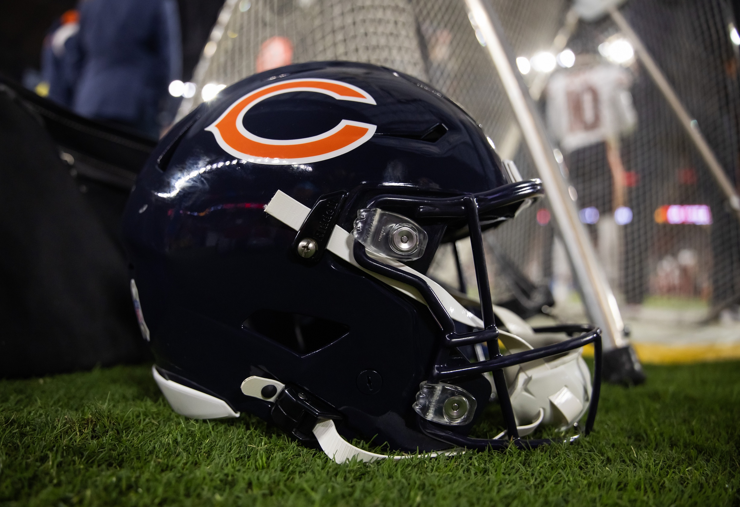 Chicago Bears connected to PFF darling to replace $48 million bust