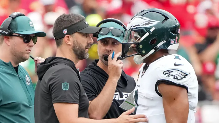 Eagles offensive coordinator rumors tracker: Latest news after Mike McDaniel, Brian Daboll turn down job image