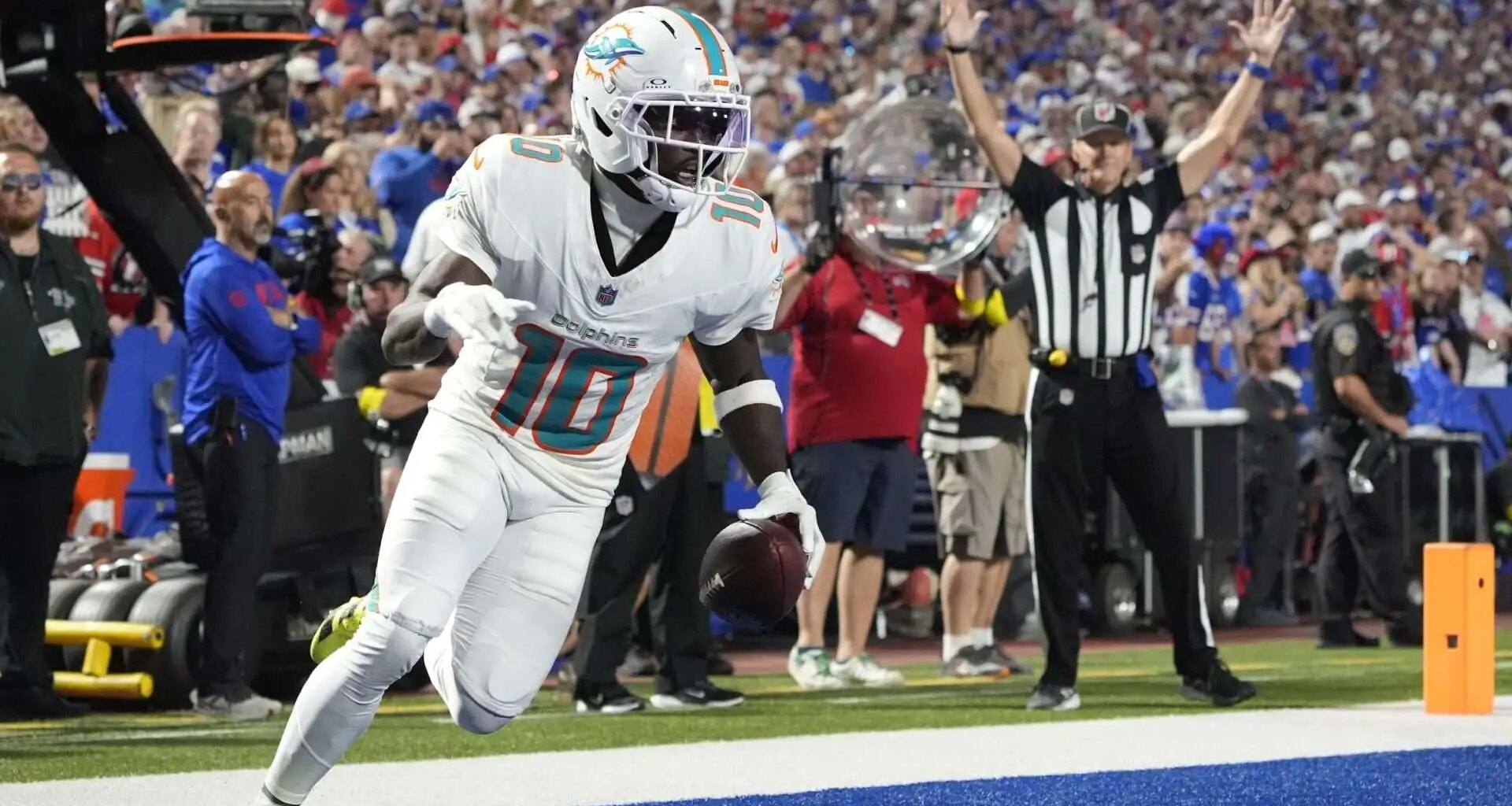 Denver Broncos Land Tyreek Hill In Blockbuster NFL Trade Proposal