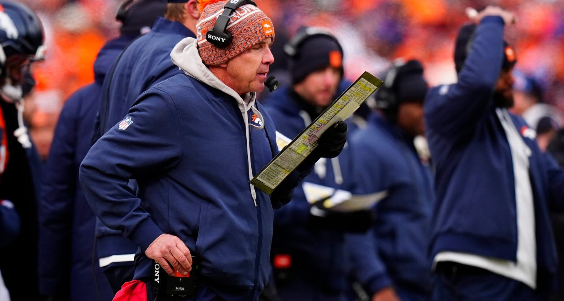 Patriots defense a step ahead of Broncos on critical fourth down stop