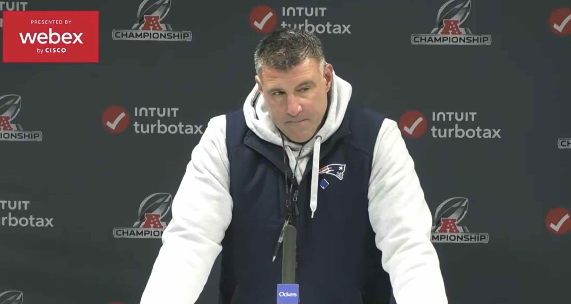 Mike Vrabel offers blunt, brutal response to Darrell Taylor question
