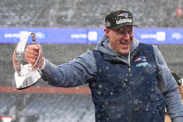 New England Patriots head coach Mike Vrabel celebrates after the AFC Championship game against the Denver Broncos Sunday, Jan. 25, 2026, in Denver. (AP Photo/John Locher)