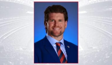 Texans executive James Liipfert interviews today for Falcons general manager job