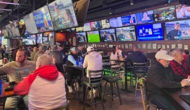 Local sports bar stays busy even without Chiefs in NFL Playoffs