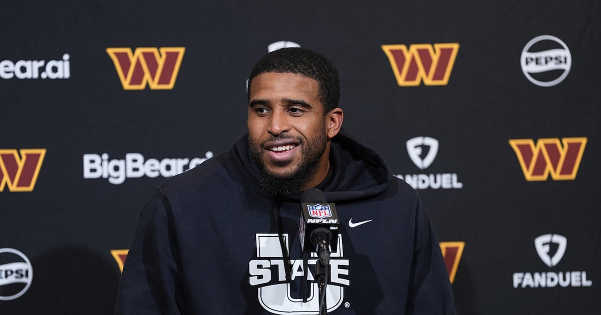 Washington Commanders’ Bobby Wagner third player to reach 2,000 career tackles