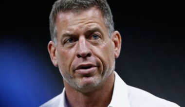 Miami Dolphins to keep Troy Aikman in advisory role for coaching search