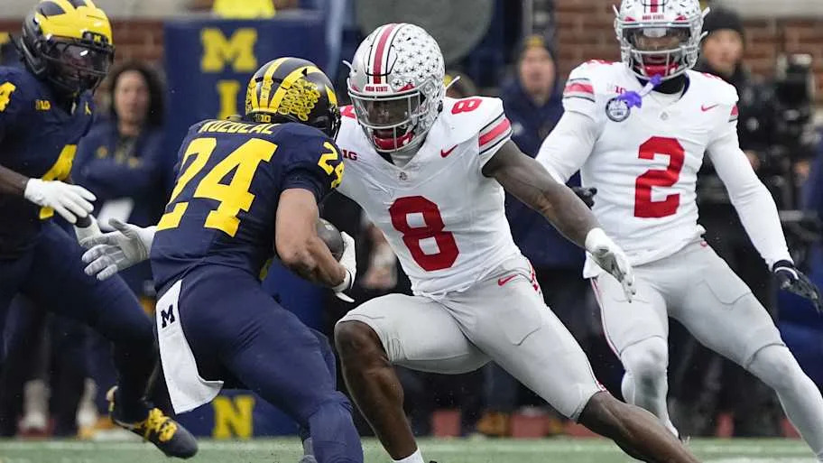 Ohio State Buckeyes edge rusher Arvell Rees
