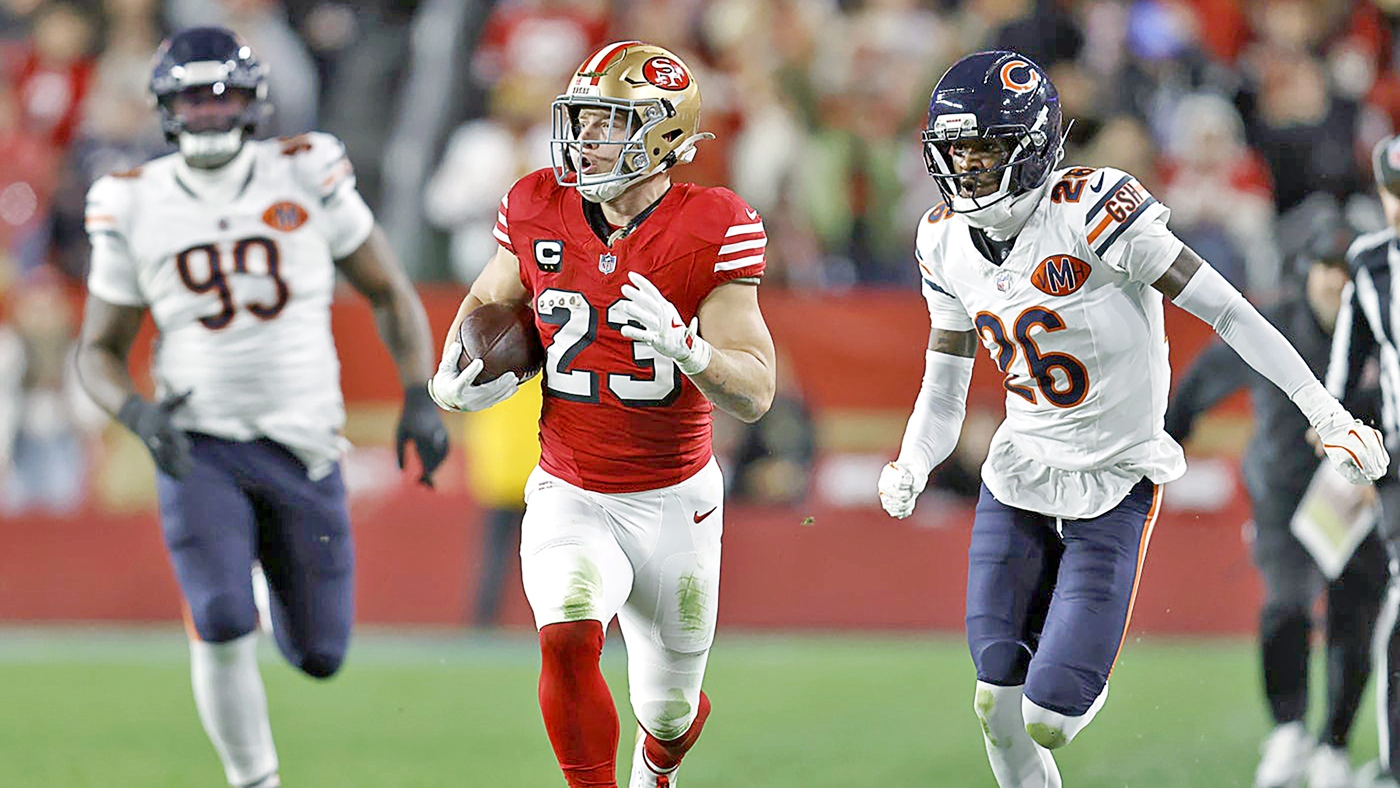 49ers RB Christian McCaffrey wins PFWA's Comeback Player of the Year award