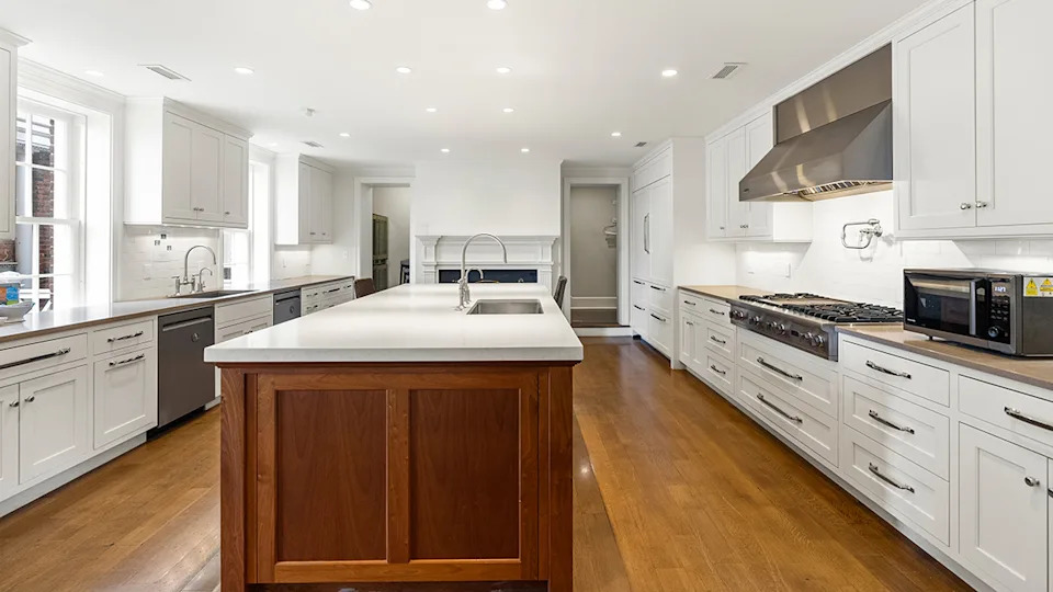 3400 Prospect Street NW kitchen