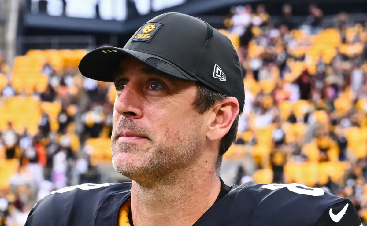 Steelers reportedly hire another key Super Bowl champion who might convince Aaron Rodgers to return in 2026
