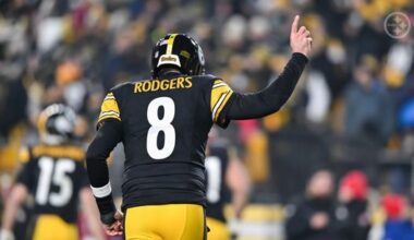 Steelers' Aaron Rodgers' Brilliant Performance Receives High Praise While Silencing Doubters (Steelers News)