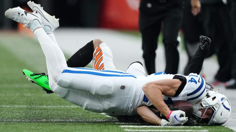 Colts receiver Alec Pierce catches a pass.