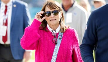 Titans' Head Coach Robert Saleh Praised Amy Adams Strunk