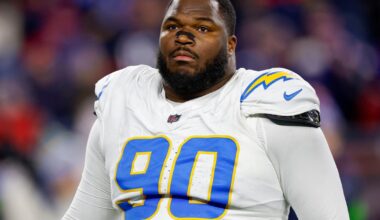 Los Angeles Chargers sign DL Teair Tart to 3-year contract extension