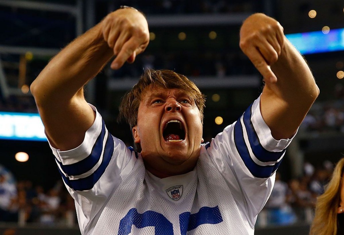 Are Dallas Cowboys Fans Really The Loudest In The NFL?