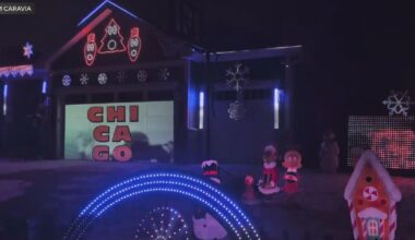 Sycamore, Illinois, house is lit up with Bears fever