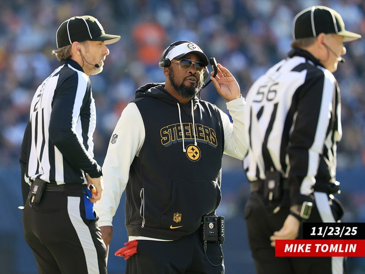 mike tomlin sub getty swipe 3