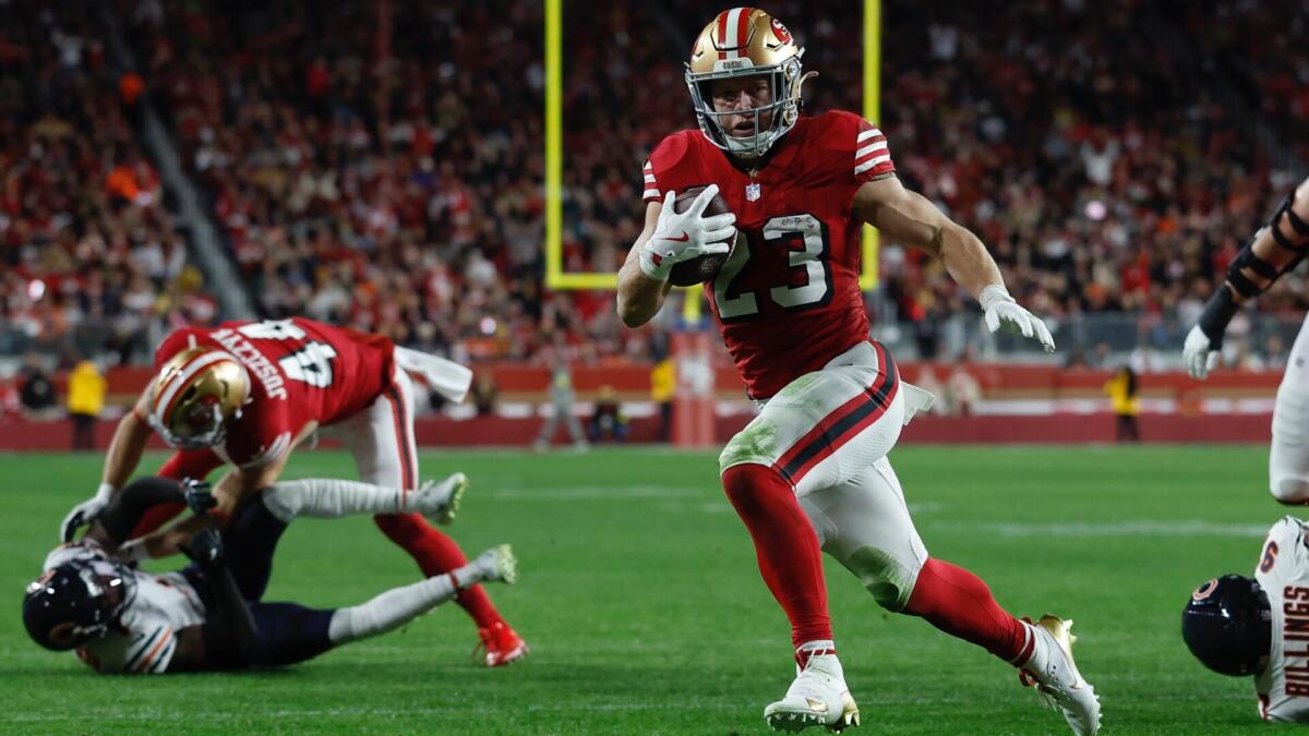 NFL DFS picks for divisional round Saturday: Lineups for DraftKings and FanDuel