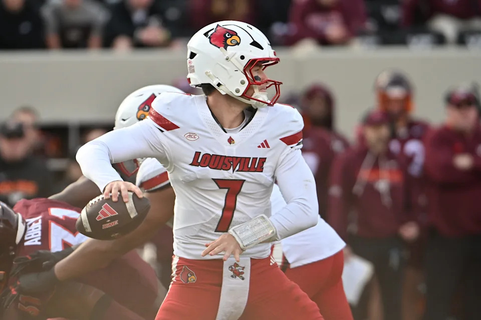 <p>Nov 1, 2025; Blacksburg, Virginia, USA; Louisville Cardinals quarterback Miller Moss (7) looks to pass against the Virginia Tech Hokies during the second quarter at Lane Stadium. Mandatory Credit: Brian Bishop-Imagn Images</p>