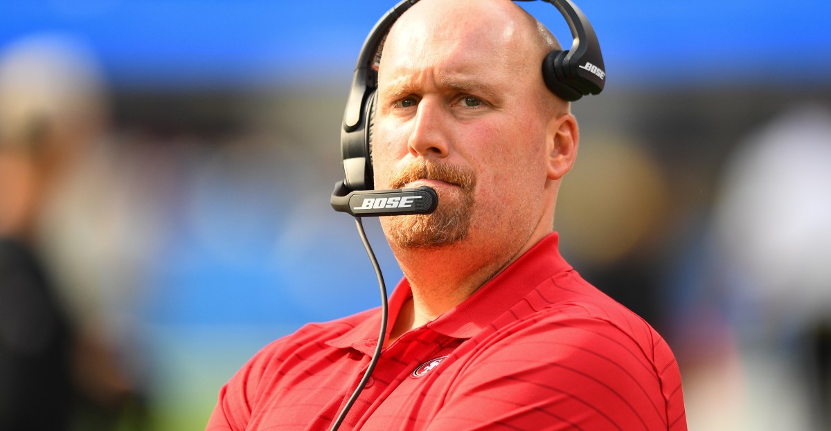 Dolphins hire new offensive line coach; Butch Barry leaves for Los Angeles