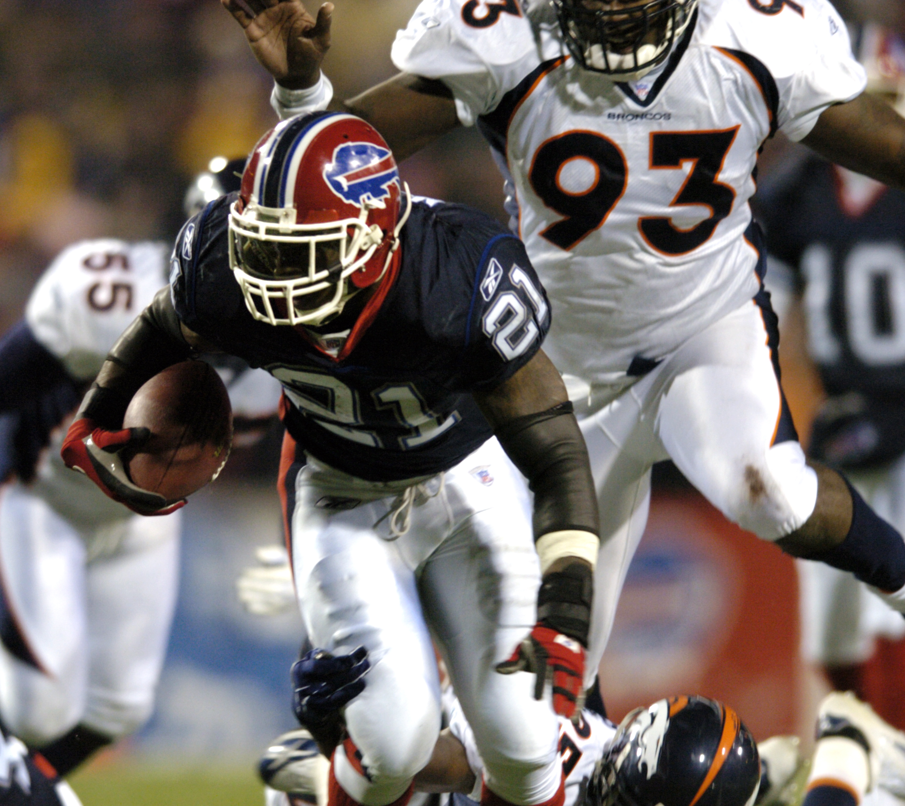 12_17_05_ORCHARD PARK, NEW YORK- The Denver Broncos took on the Buffalo Bills Saturday evening at Ralph Wilson Stadium in Orchard Park. ABOVE: SECOND HALF/FOURTH QUARTER: Buffalo Bills running back Willis McGahee was hard to take down. PHOTOS BY HELEN H. RICHARDSON (Photo By Helen H. Richardson/The Denver Post via Getty Images)
