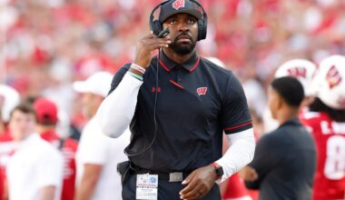 Robert Saleh takes his first member of the 49ers’ coaching staff with him to the Titans