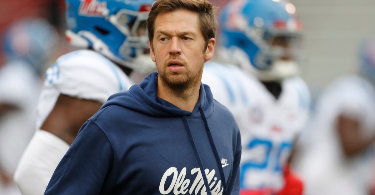 Eagles offensive coordinator search reportedly includes Charlie Weis Jr.
