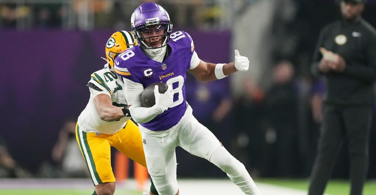 Vikings-Packers Finale: Flores Future & Jefferson 1K Chase