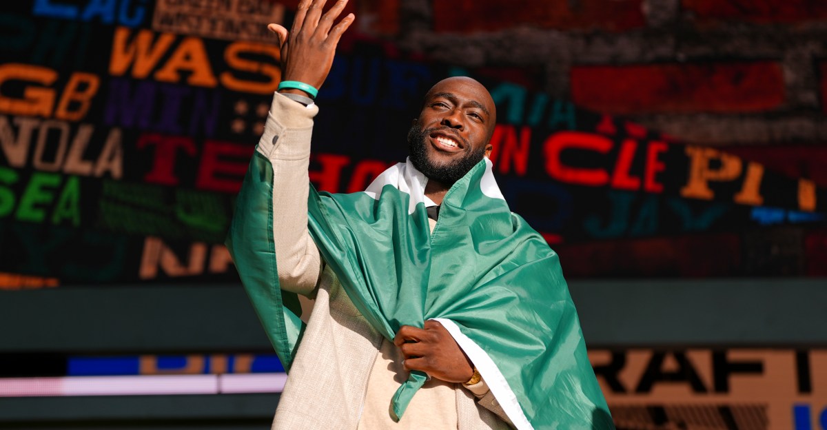 Scouting New York Jets edge defender Paschal Ekeji