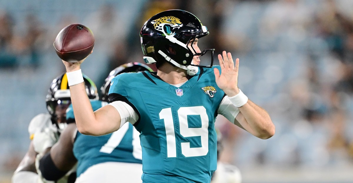 Colts elevate QB2 and backup TE from practice squad ahead of Texans game